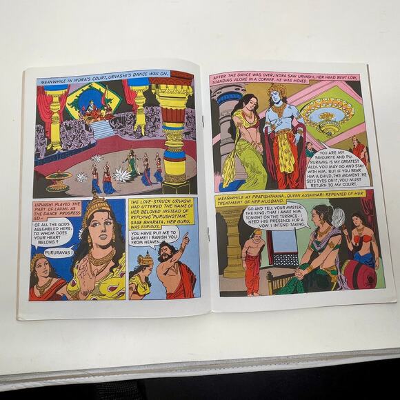 URVASHI Graphic Novel Comic Book - INDIA Book House Stories - D-23 - Picture 4 of 8